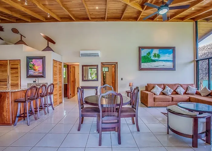 Hidden Palms Villa